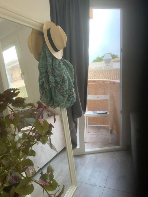 Es Pujols Isla De La Calma Apartment ภายนอก รูปภาพ